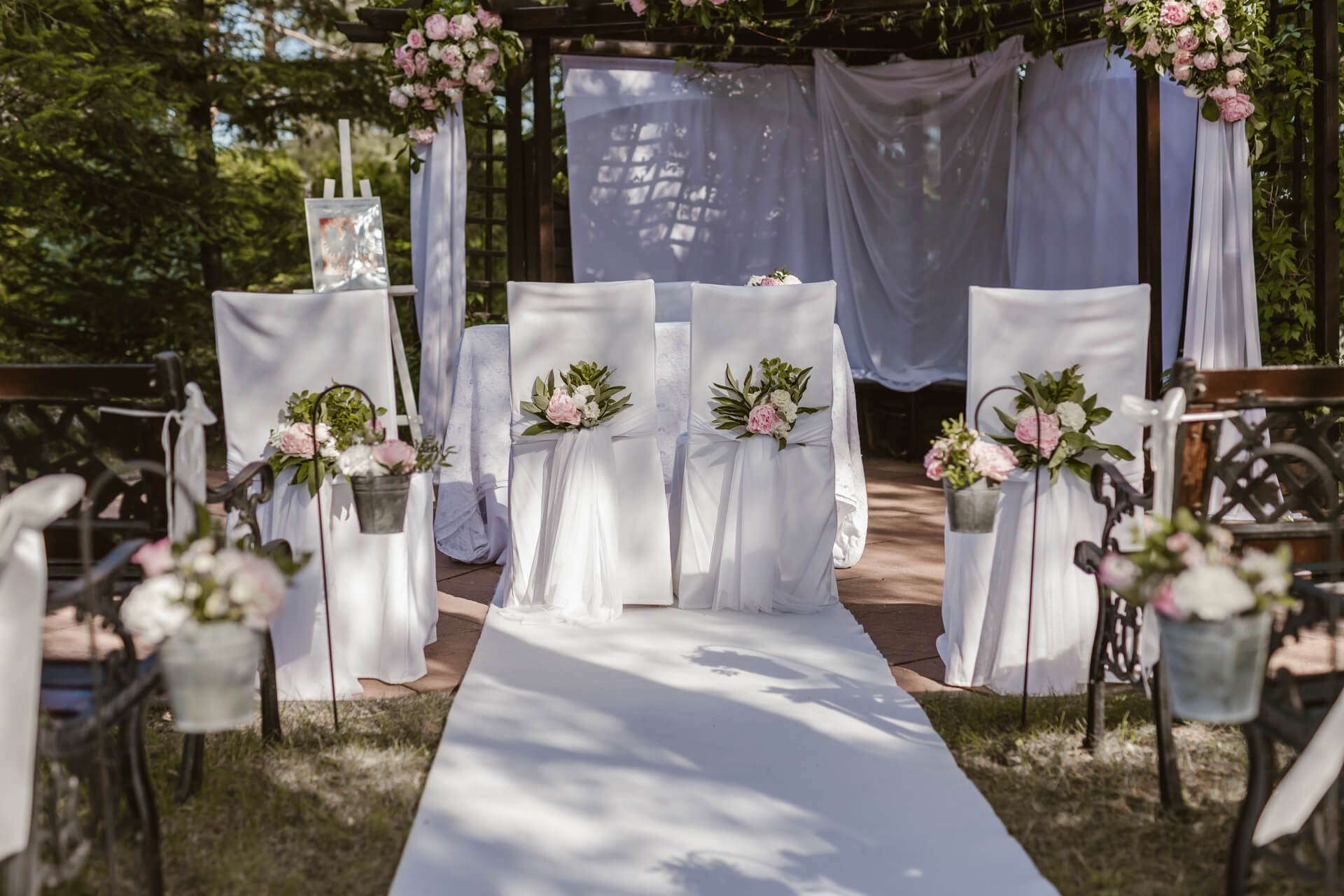 stary młyn ślub w plenerze