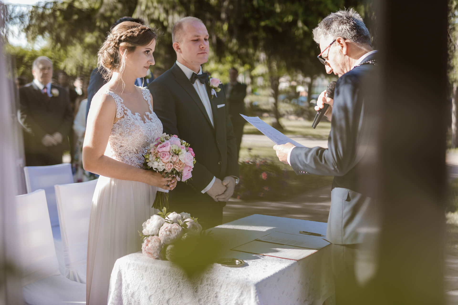 stary młyn ślub w plenerze