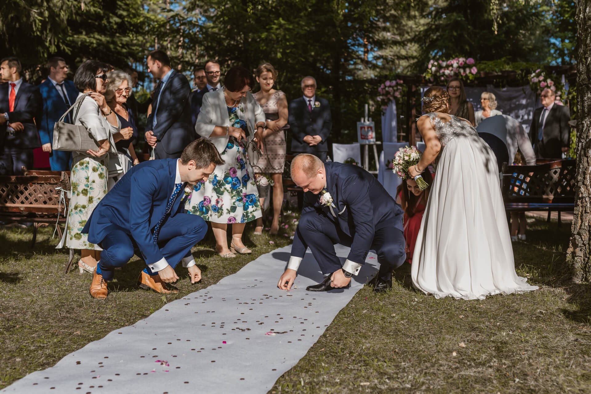 stary młyn ślub w plenerze